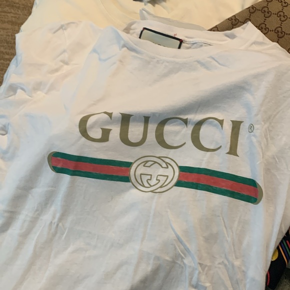 All size large - Picture 2 of 4